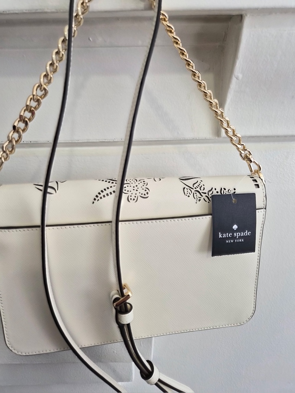 Kate Spade Madison perforated willow convertible crossbody bag. - Picture 2 of 4